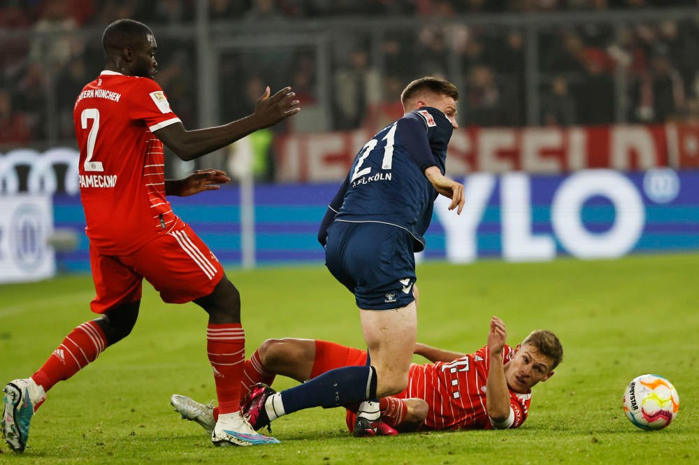 沙尔克04主场大胜，取得胜利