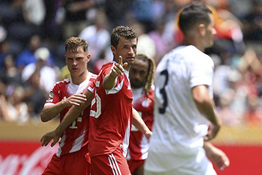 穆勒梅开二度,拜仁慕尼黑再获胜利稳固前进的简单介绍 穆勒梅开二度,拜仁慕尼黑再获胜利稳固前进的简单介绍