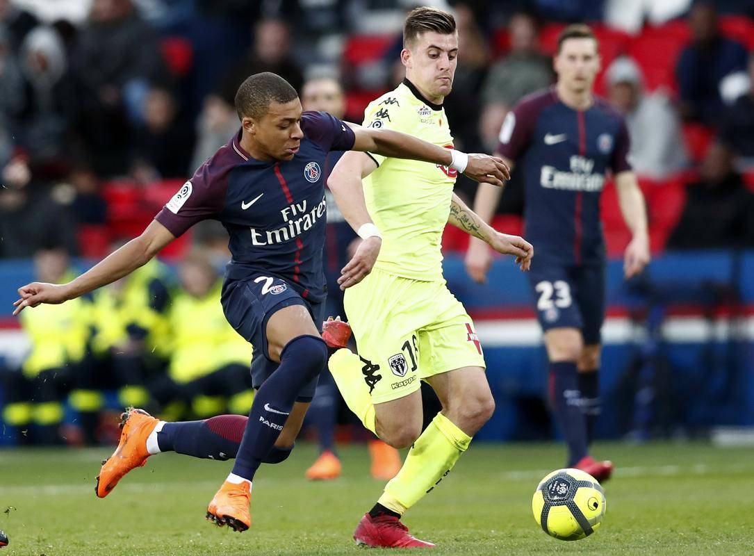 昂热客场大胜蒙彼利埃，继续保持不败的简单介绍